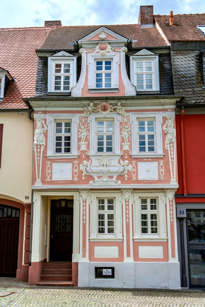 Strickergasse 11 (Agathaplatz)